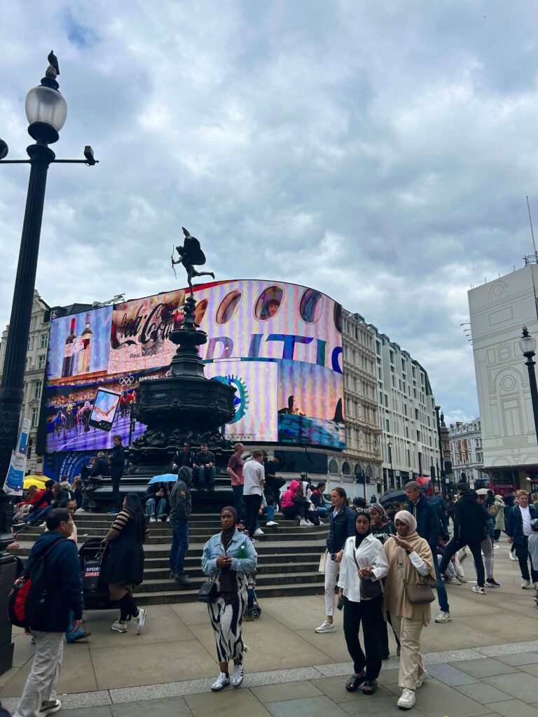 Piccadilly Circus